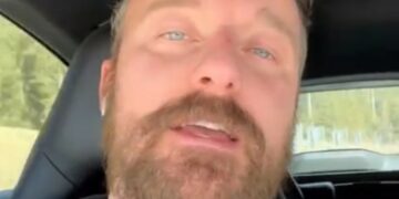 ''Per questo motivo ho deciso…'': Francesco Facchinetti parla di Brooklyn Beckham e svela la sua scelta riguardo i figli