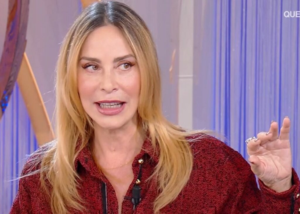 ''Sono molto traumatizzata'': Stefania Orlando in tv svela di essere stata derubata in casa mentre dormiva
