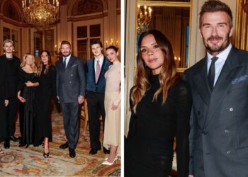Tutti con Victoria a Parigi per il premio, tranne Brooklyn: i Beckham compatti sul red carpet nel bel mezzo della faida familiare