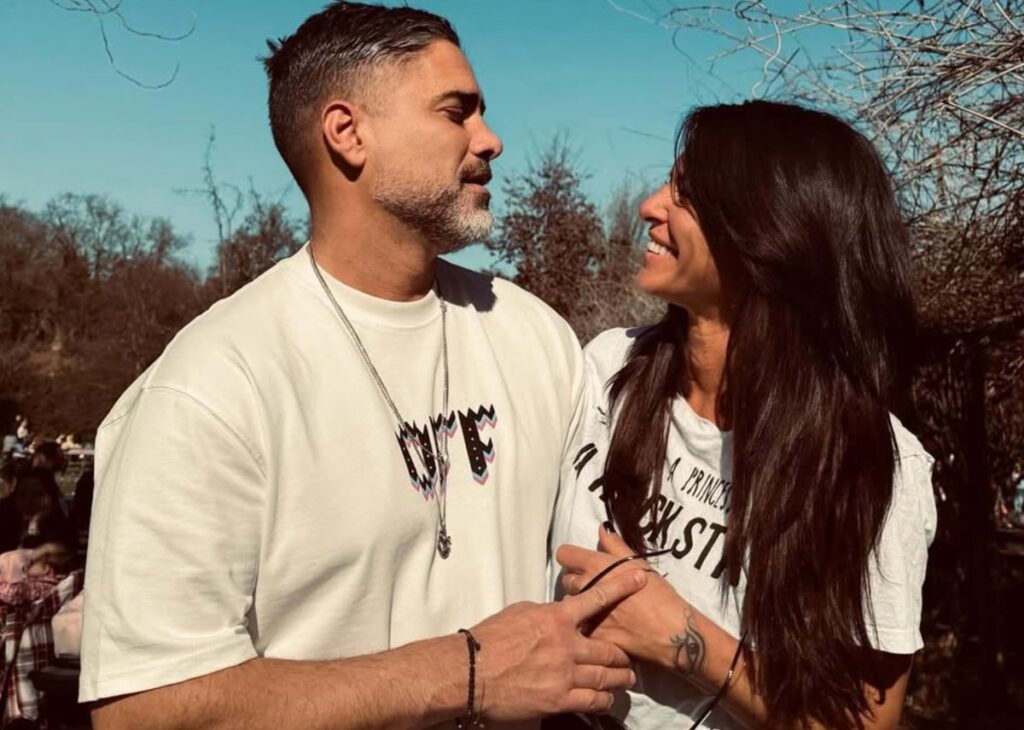 Pamela Camassa e Stefano Russo: domenica in campagna, i due a pranzo nella fattoria