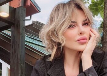 ''Ho imparato a conviverci'': Alba Parietti parla dei suoi ritocchini e svela cosa è andato ‘storto’ col chirurgo estetico ''Ho imparato a conviverci'': Alba Parietti parla dei suoi ritocchini e svela cosa è andato ‘storto’ col chirurgo estetico