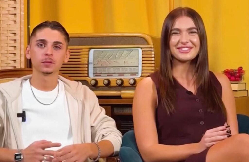 Stitichezza, difetti e distrazione: Chanel Totti si presenta e risponde alle domande di ‘Pechino Express’