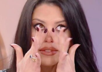 ''Era la mia migliore amica'': Antonella Fiordelisi si commuove parlando della sorella che non vede da cinque anni