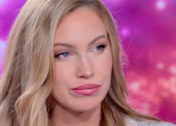 ''Mi cade il mondo addosso'': Taylor Mega racconta cosa le disse una ginecologa che fu ''un po’ cattiva'' con lei ''Mi cade il mondo addosso'': Taylor Mega racconta cosa le disse una ginecologa che fu ''un po’ cattiva'' con lei