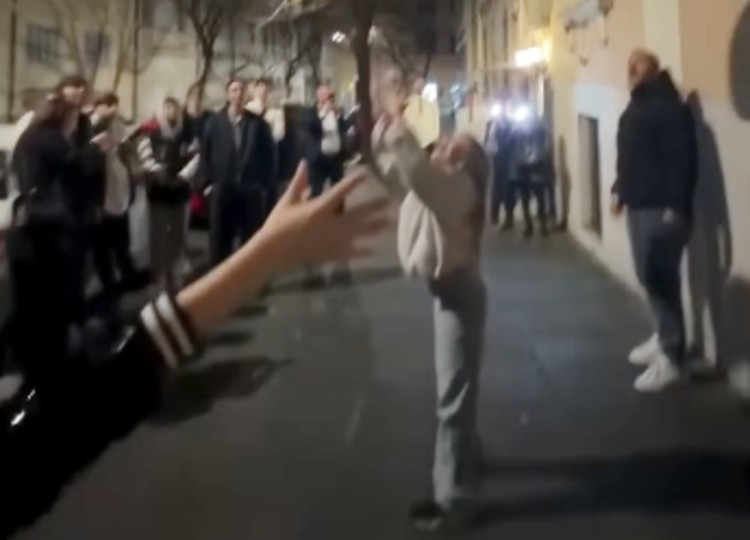 Francesco Totti festeggia i 10 anni della figlia Isabel insieme alla compagna Noemi