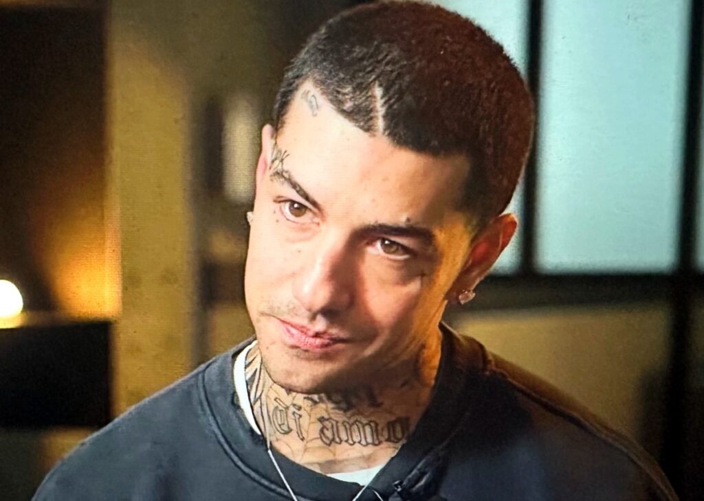 ''Lei vorrebbe tanto'': Tony Effe si sbottona sulle nozze con Giulia De Lellis da cui ha avuto Priscilla e svela il suo punto di vista