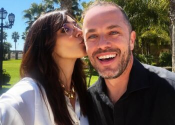 ''Sei tanto bello'': nuova foto a due per Ambra Angiolini e Pico Cibelli che non si nascondono più