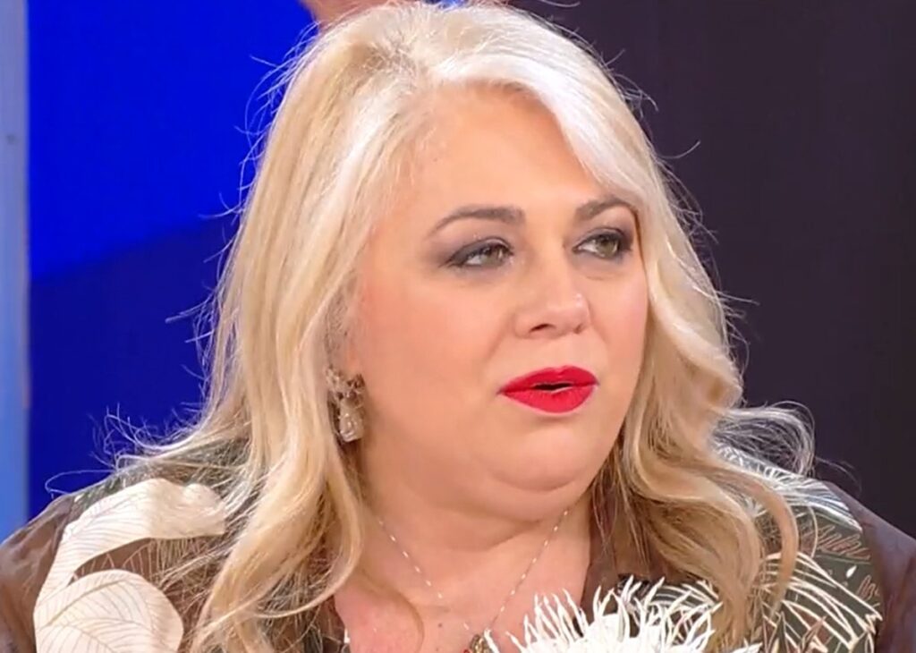 ''Non è semplice'': Rossella Erra in tv svela quanti chili ha perso in due anni con la dieta