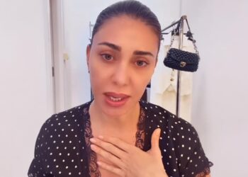 ''E’ corso subito da lei'': Stefano De Martino accanto a Belen Rodriguez in ospedale, ora la showgirl sarebbe stata dimessa ''E’ corso subito da lei'': Stefano De Martino accanto a Belen Rodriguez in ospedale, ora la showgirl sarebbe stata dimessa