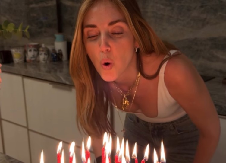 Chiara Ferragni compie 39 anni e festeggia due volte