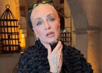 ''La sessualità non mi è mai mancata'': Paola Barale in menopausa confessa di aver iniziato la terapia degli ormoni sostitutiva ''La sessualità non mi è mai mancata'': Paola Barale in menopausa confessa di aver iniziato la terapia degli ormoni sostitutiva