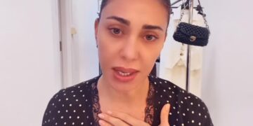 ''E’ corso subito da lei'': Stefano De Martino accanto a Belen Rodriguez in ospedale, ora la showgirl sarebbe stata dimessa ''E’ corso subito da lei'': Stefano De Martino accanto a Belen Rodriguez in ospedale, ora la showgirl sarebbe stata dimessa