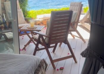 Alba Parietti mostra la sua meravigliosa casa a Ibiza Alba Parietti mostra la sua meravigliosa casa a Ibiza