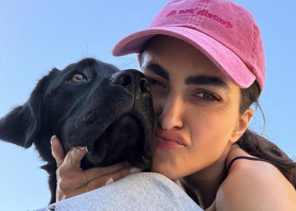 ''Mi vivo il bello che c’è'': Rocìo Munoz Morales conferma il legame nato con Andrea Iannone ''Mi vivo il bello che c’è'': Rocìo Munoz Morales conferma il legame nato con Andrea Iannone